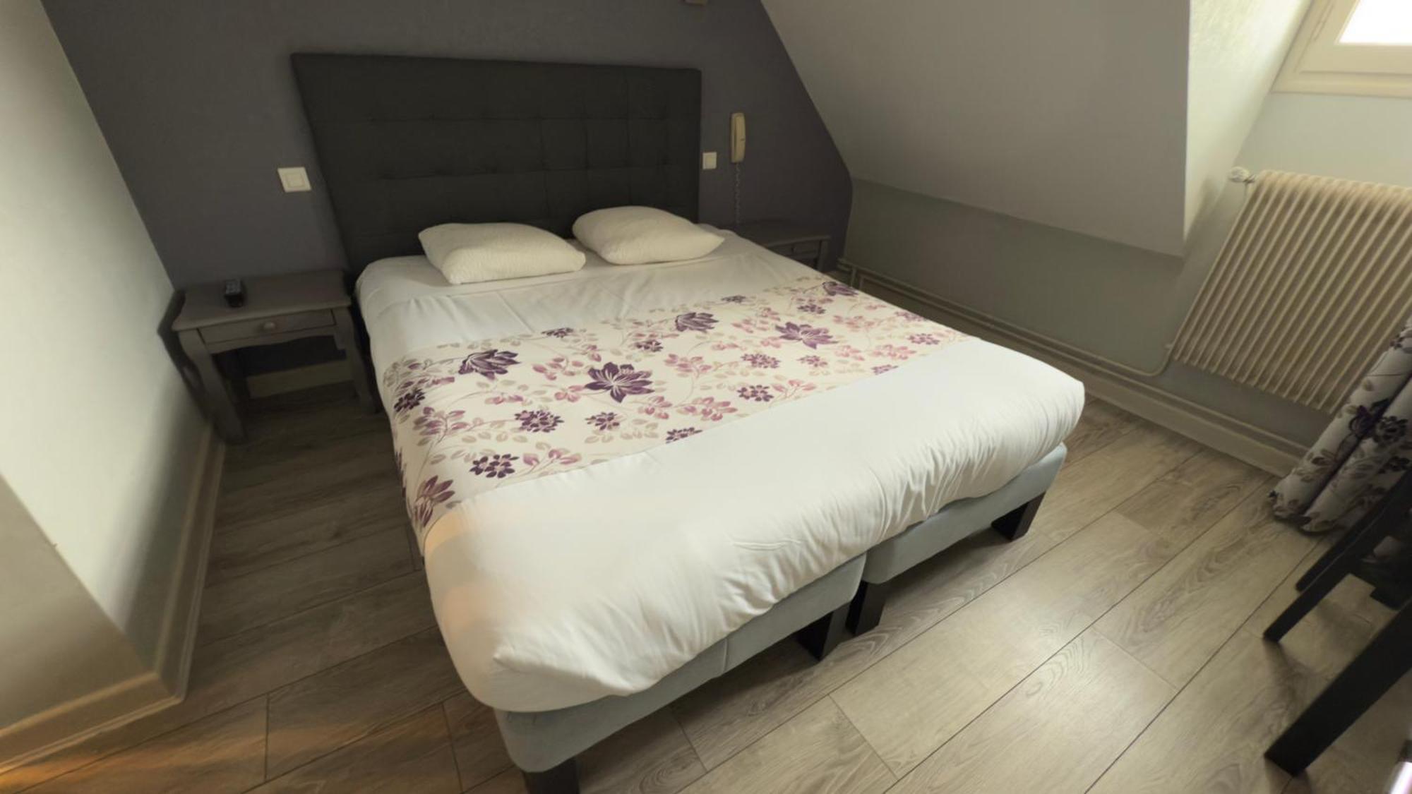 Logis Hotel Restaurant Des Voyageurs Tarnac Luaran gambar