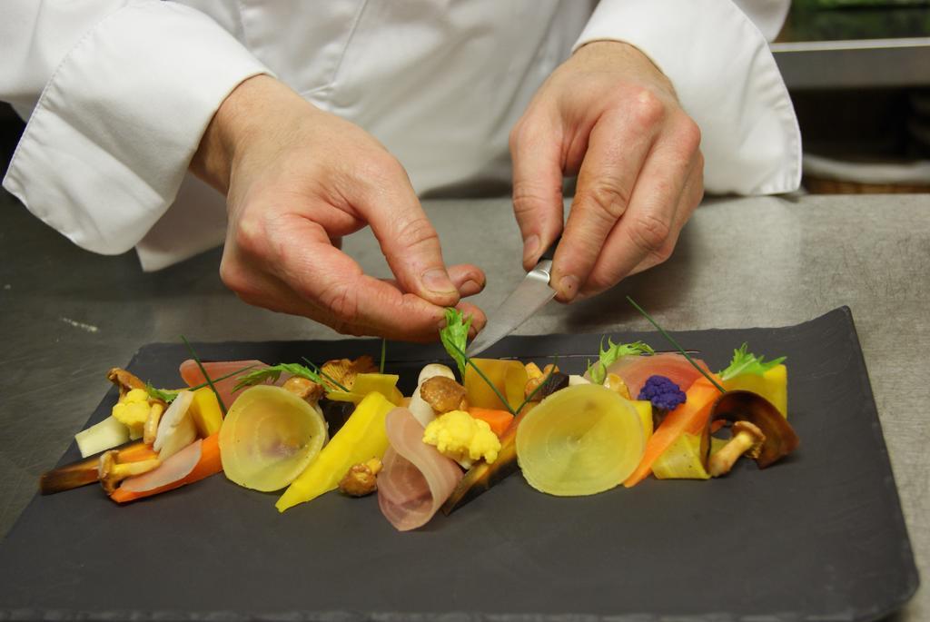 Logis Hotel Restaurant Des Voyageurs Tarnac Luaran gambar